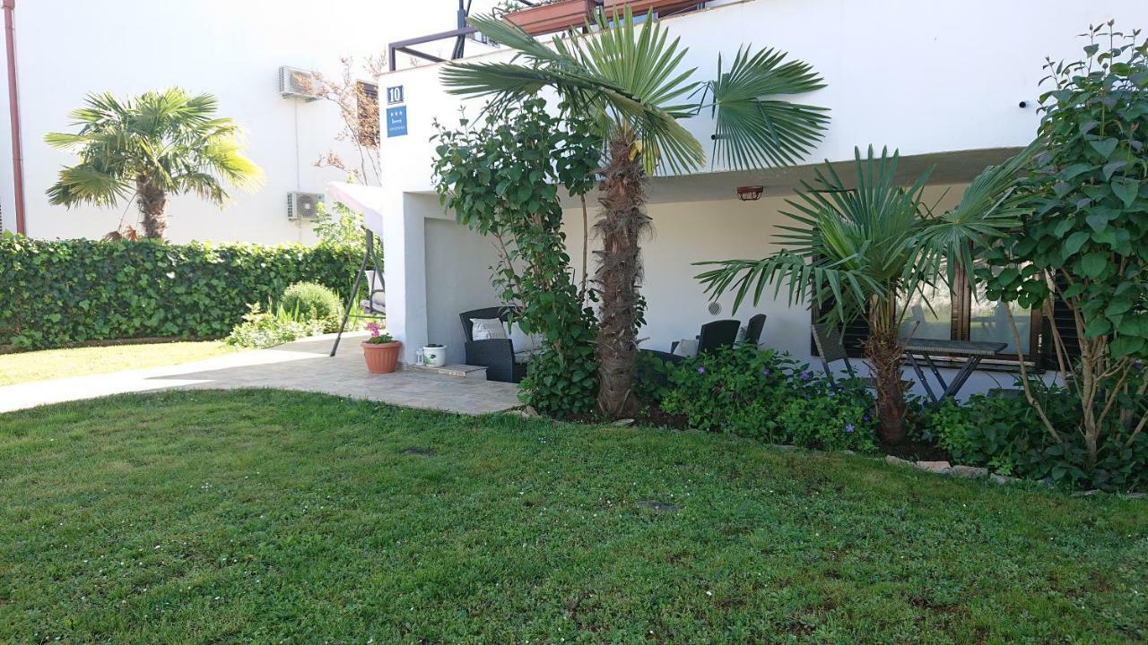 Apartment Devcic Poreč Exterior foto